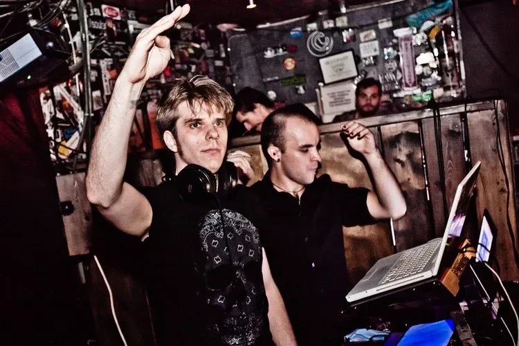 brian botkiller live