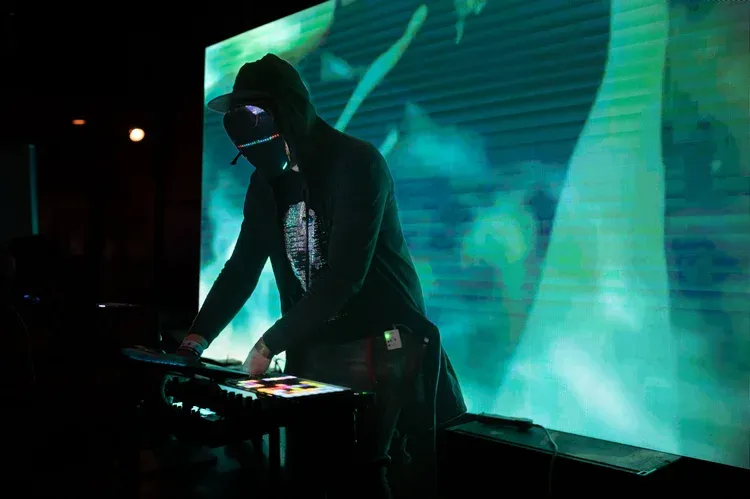 brian botkiller live