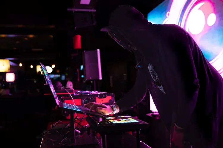 brian botkiller live